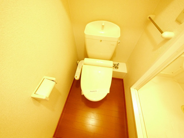 レオパレス大宮のトイレ|シンプルで使いやすいトイレです