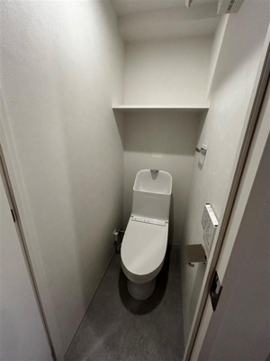 【トイレ】 | SYFORME YOKOHAMA-BANDOBASHI | カラータイプ）Natural