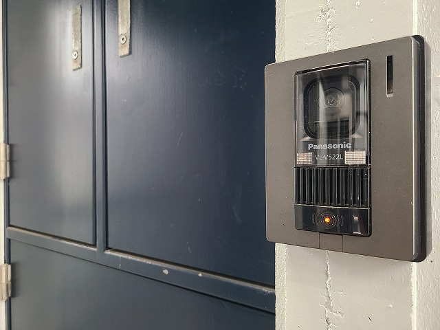 メルビ・ケイのセキュリティ