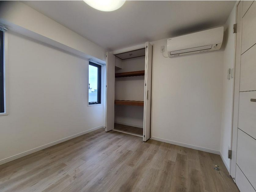 メルビ・ケイの寝室