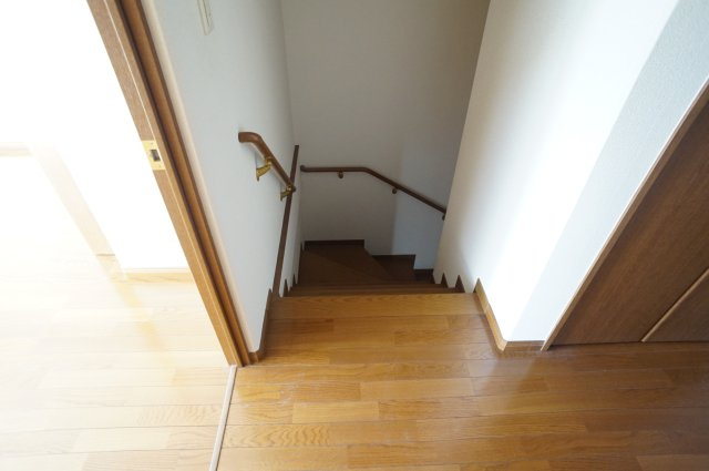 末成町テラスハウスの内装