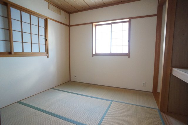 末成町テラスハウスのその他