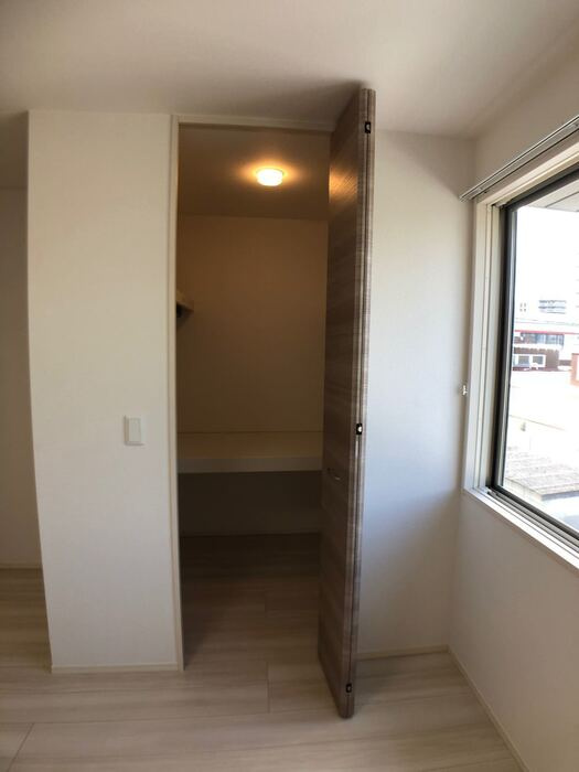 フォルトゥーナの居間・リビング