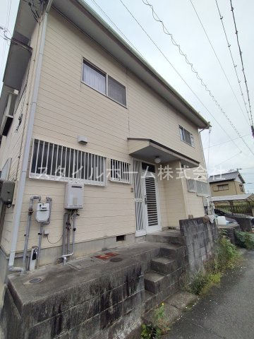 テラス牛川の外観