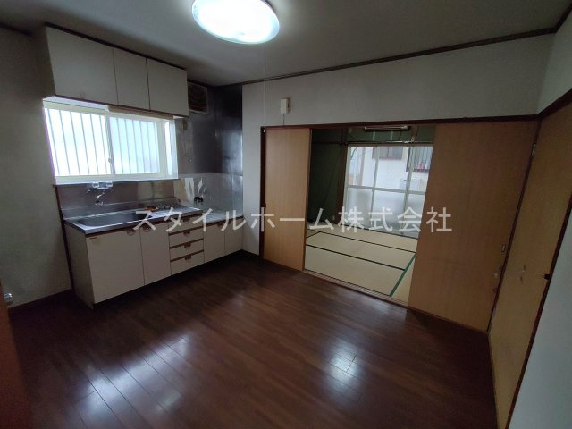 テラス牛川の居間・リビング