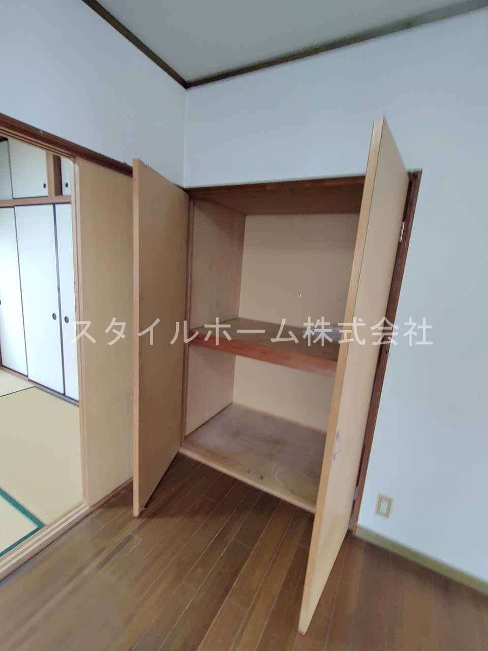 テラス牛川の収納