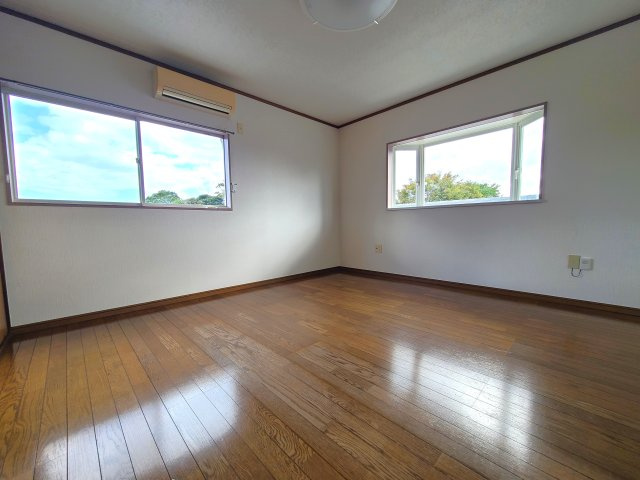 本郷貸家の洋室