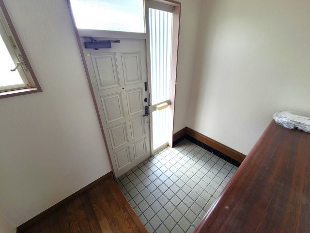 本郷貸家の玄関