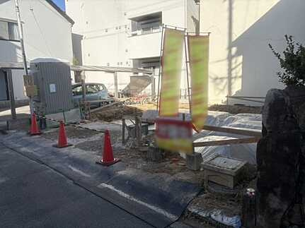 広島市中区江波西1丁目　新築一戸建ての前面道路含む現地写真
