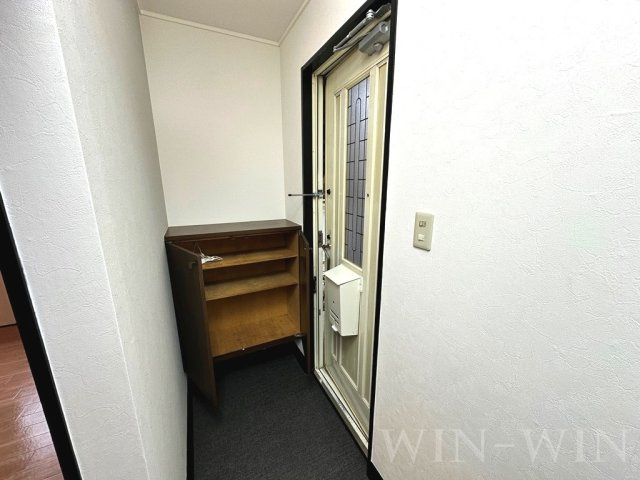 塩田ハイツ Hの玄関