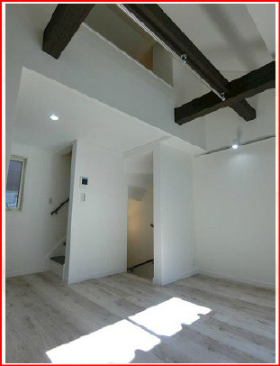 ハーミットクラブハウス京急蒲田の居間・リビング