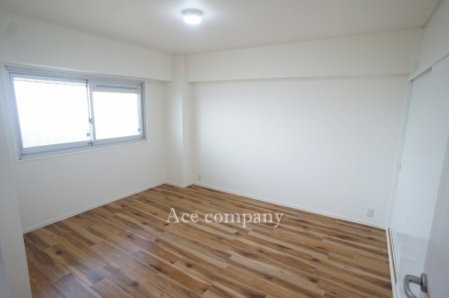 【寝室】の画像