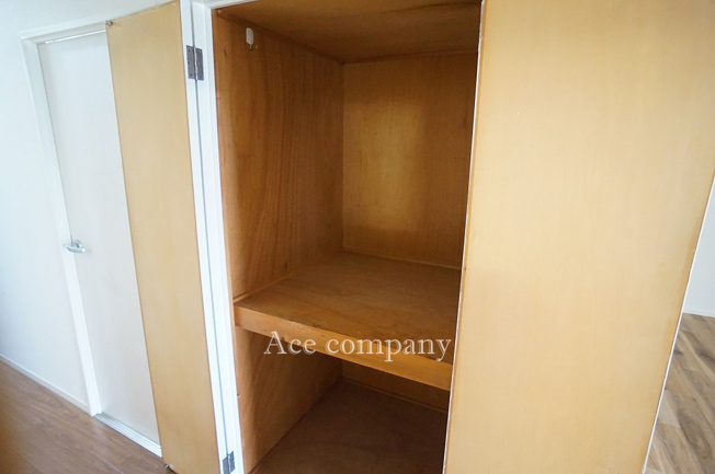 【収納】 | シャルム湯里 | 廊下にある収納です♪