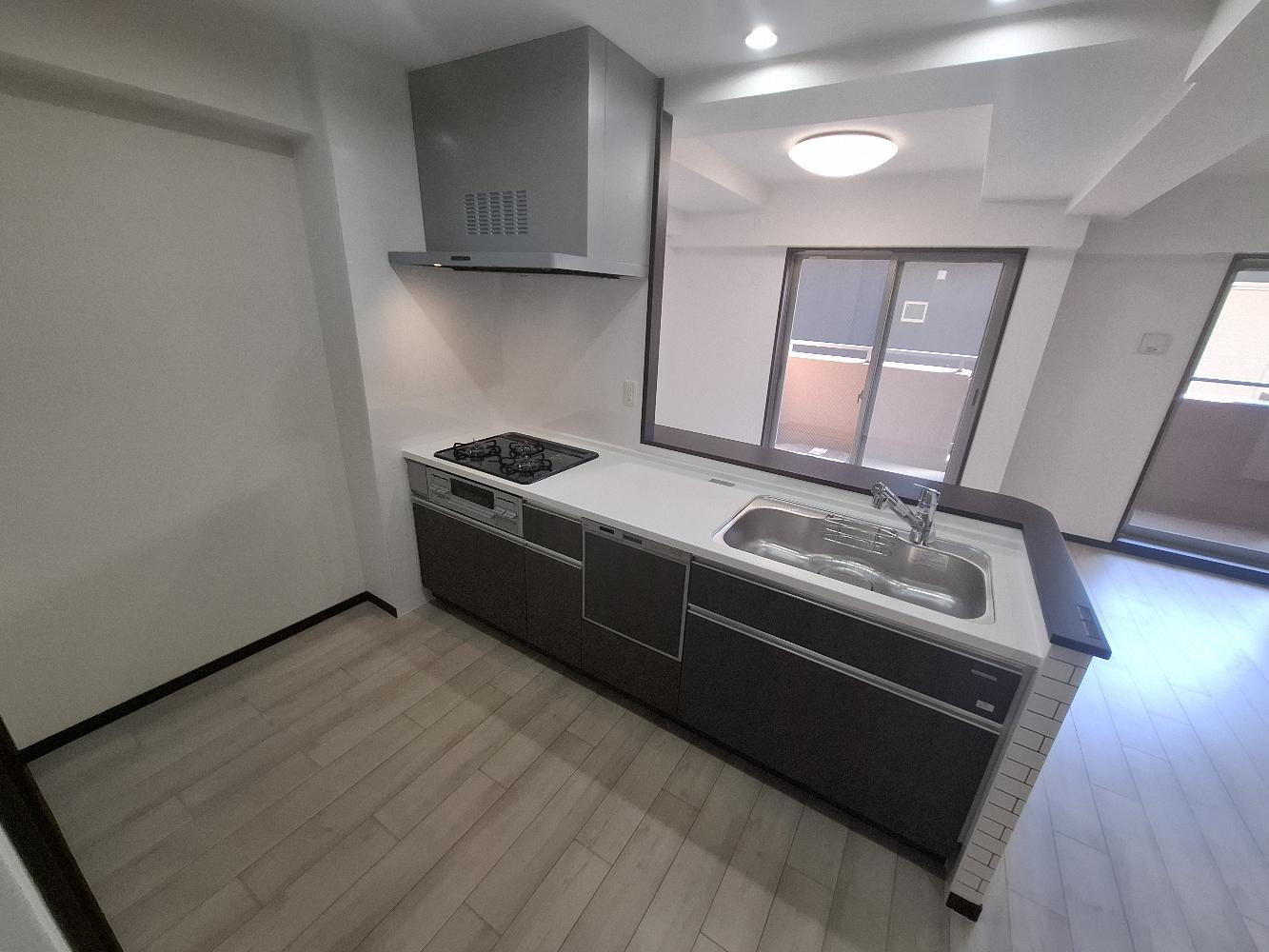 ローレルコート上野芝　のキッチン