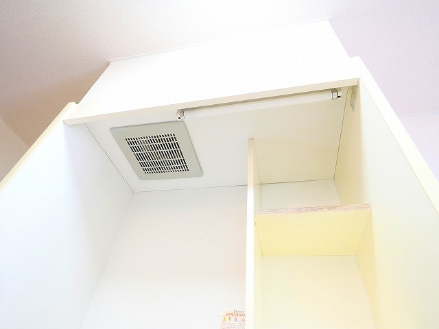 レオパレスナップアネックスのキッチン|使いやすいキッチンです