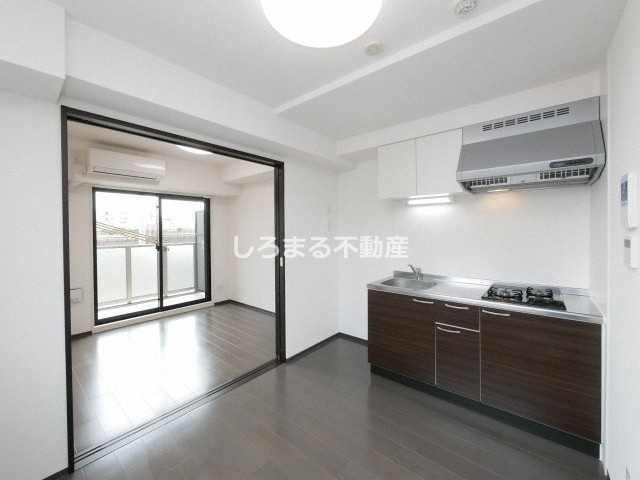 レオンヴァリエ大阪ベイシティの居間・リビング