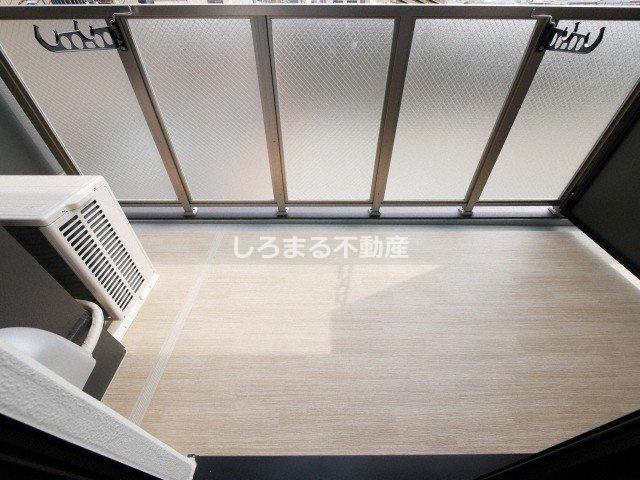 レオンヴァリエ大阪ベイシティのバルコニー