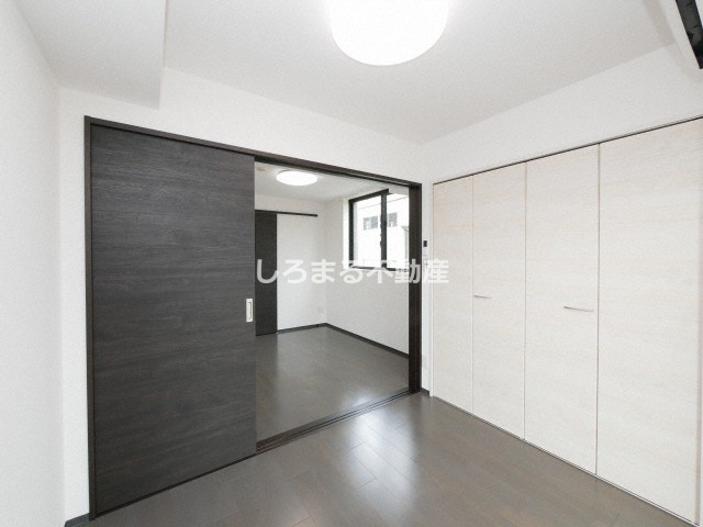 レオンヴァリエ大阪ベイシティの洋室