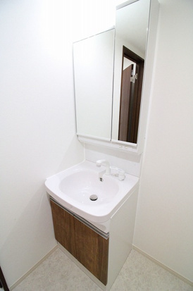 Riva鳥栖本町の洗面所|明るい洗面所です★