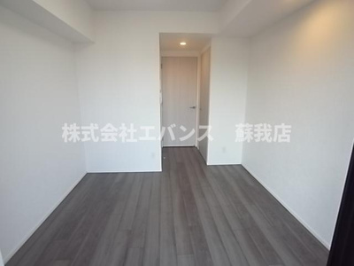 【寝室】 | ステージグランデ本千葉 | 落ち着いた色調の寝室です