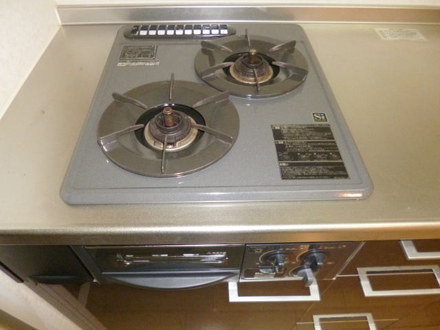 ソフィアヘーベルの内装|2口システムキッチンです♪