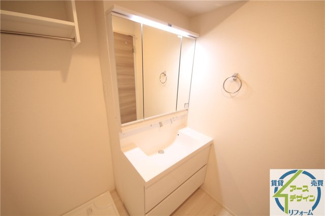 ベルプラージュ魚住の洗面所