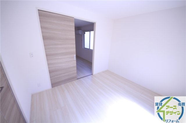 ベルプラージュ魚住の洋室