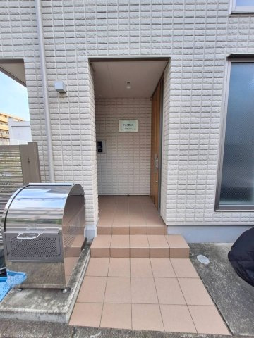 サンク都立大のエントランス