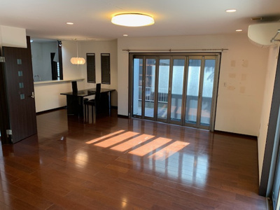 【居間・リビング】 | 横代東町二丁目4番18号（B-25）