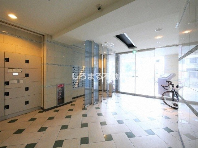 SERENiTE日本橋SUDのロビー