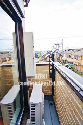 モナーク越谷のバルコニー