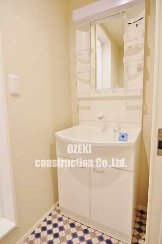 モナーク越谷の独立洗面台