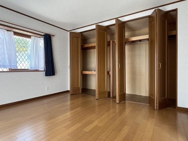 土佐市新居　中古戸建ての収納