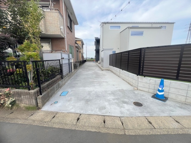 ◎高座郡寒川町小動　新築戸建の駐車場|駐車スペース☆