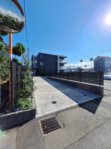 ソレイユ湘南の駐車場