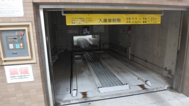 グランイーグル南砂町の駐車場