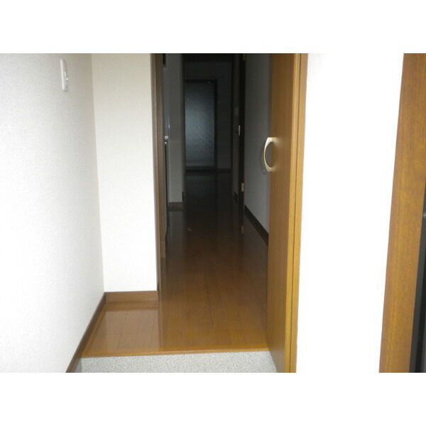 アンプルール　リーブル　アメジストの玄関