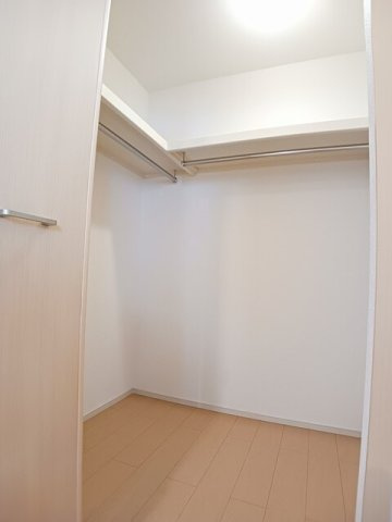 アルバーダ　トレスの収納|こまごまとしたものを収納できそうですね