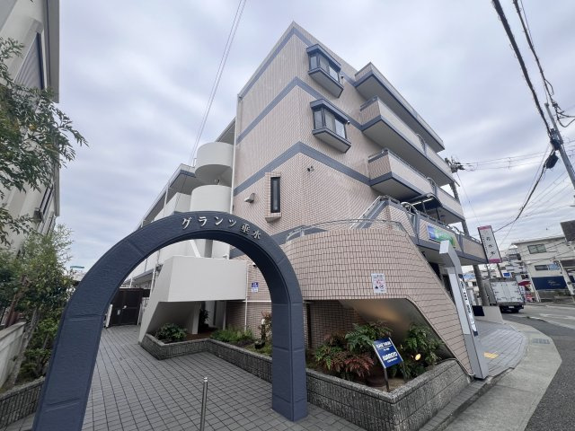 グランツ垂水の外観