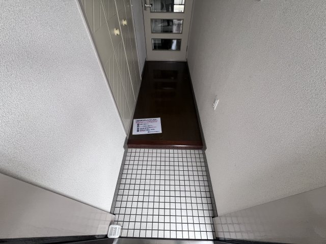グランツ垂水の玄関
