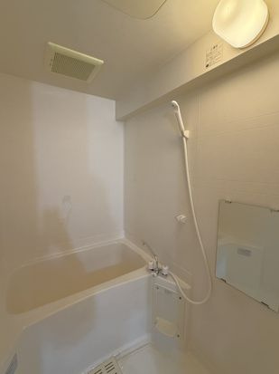 ライフステージ川間の浴室|お風呂です