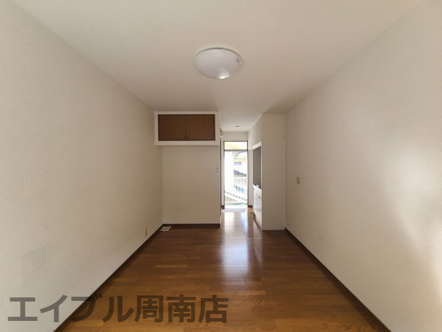 ラ・パンセの洋室|お部屋の別角度です