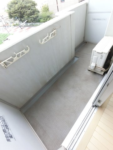 パークアクシス千葉のバルコニー