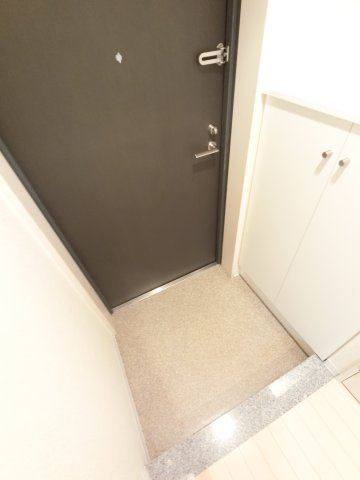 パークアクシス千葉の玄関