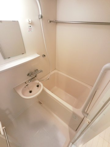 パークアクシス千葉の浴室