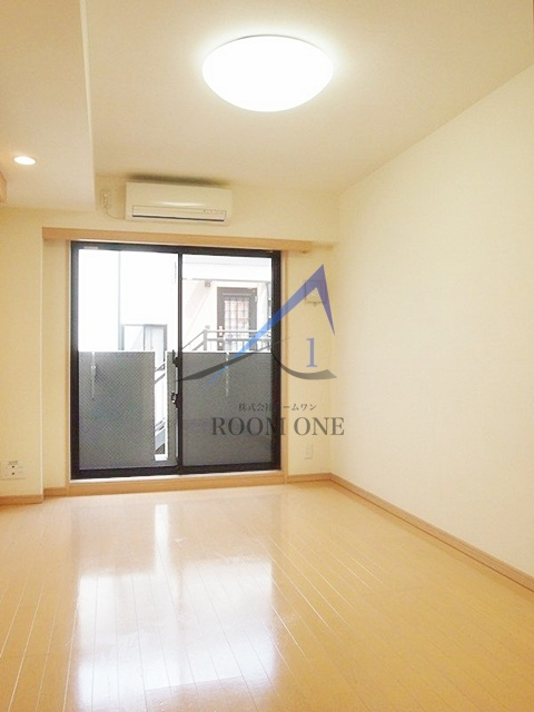 ルーブル蒲田南の居間・リビング|洋室のお部屋です。