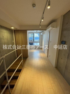 【居間・リビング】 | ＢＲＩＣＫ　ＲＥＳＩＤＥＮＣＥ　目黒本町 | ＢＲＩＣＫ　ＲＥＳＩＤＥＮＣＥ　目黒本町