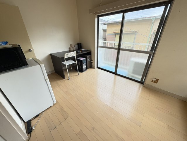 ピュアハウス真間の居間・リビング