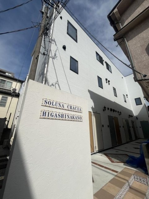 ソルナクレイシア東中野の外観