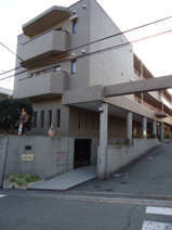 ステイツ雲雀丘花屋敷　3階の画像